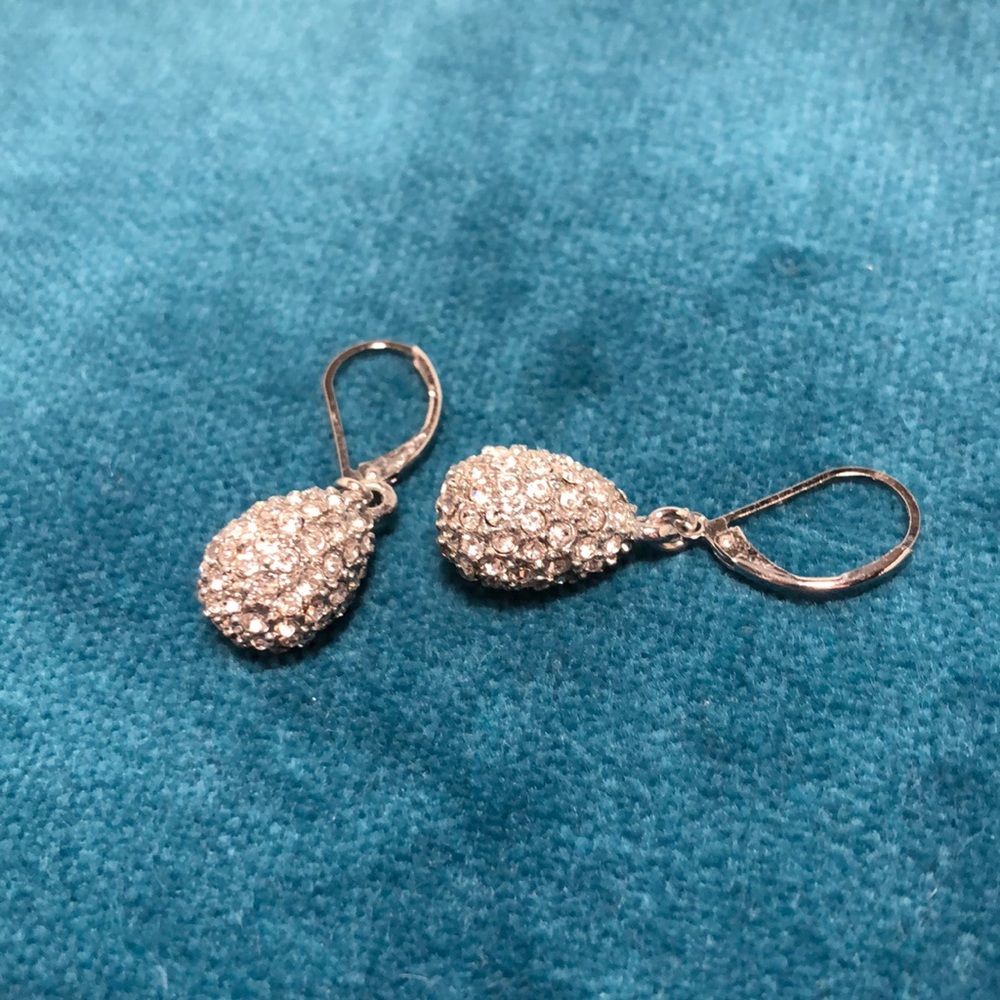 💃🏻Earrings - drop style.  Silver with crystals